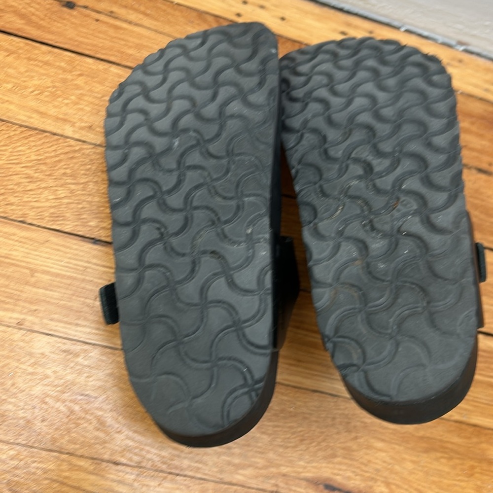 Birkenstock Thongs Black Size 37 EUC, leather - Picture 4 of 5
